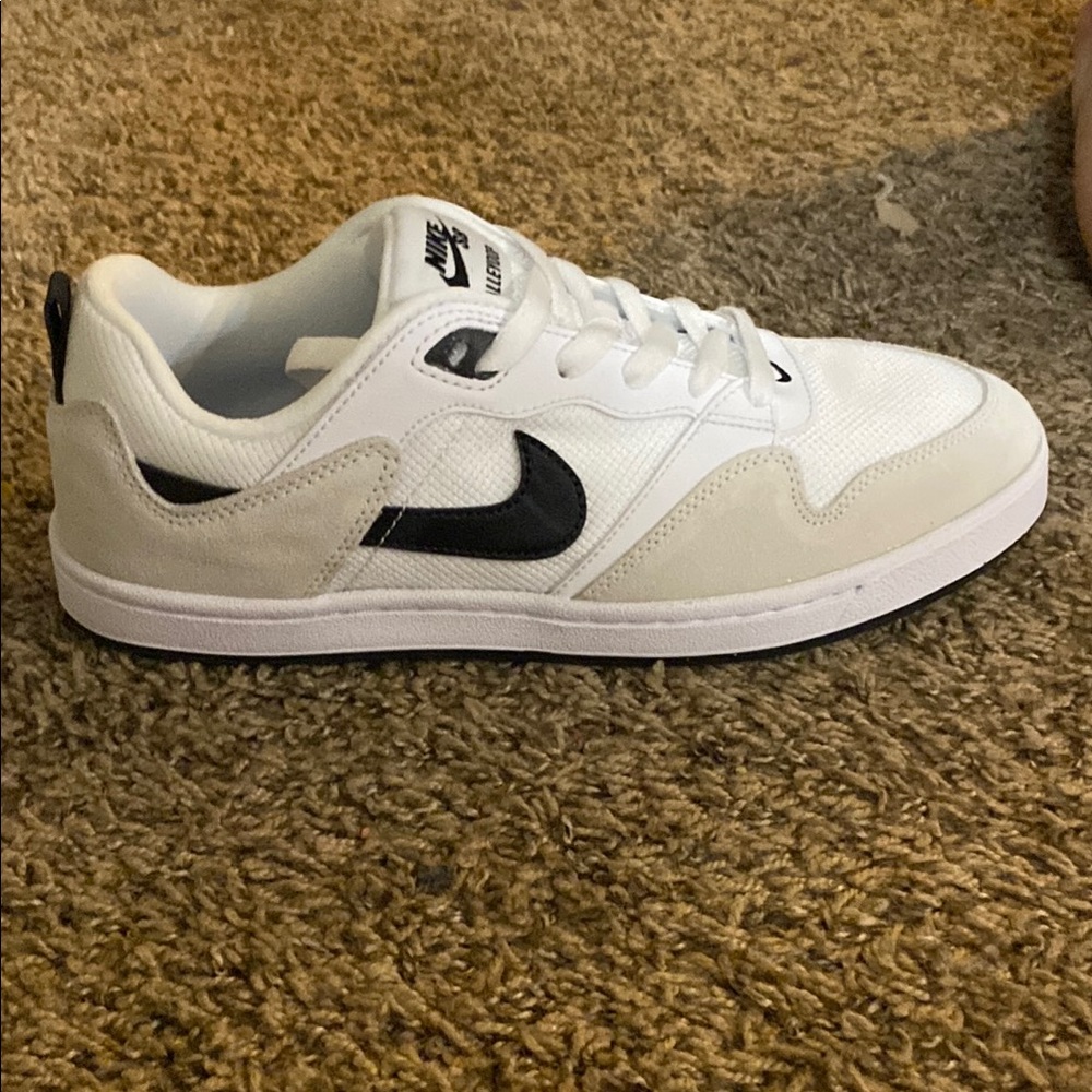 Nike Men's SB Alleyoop sz 10